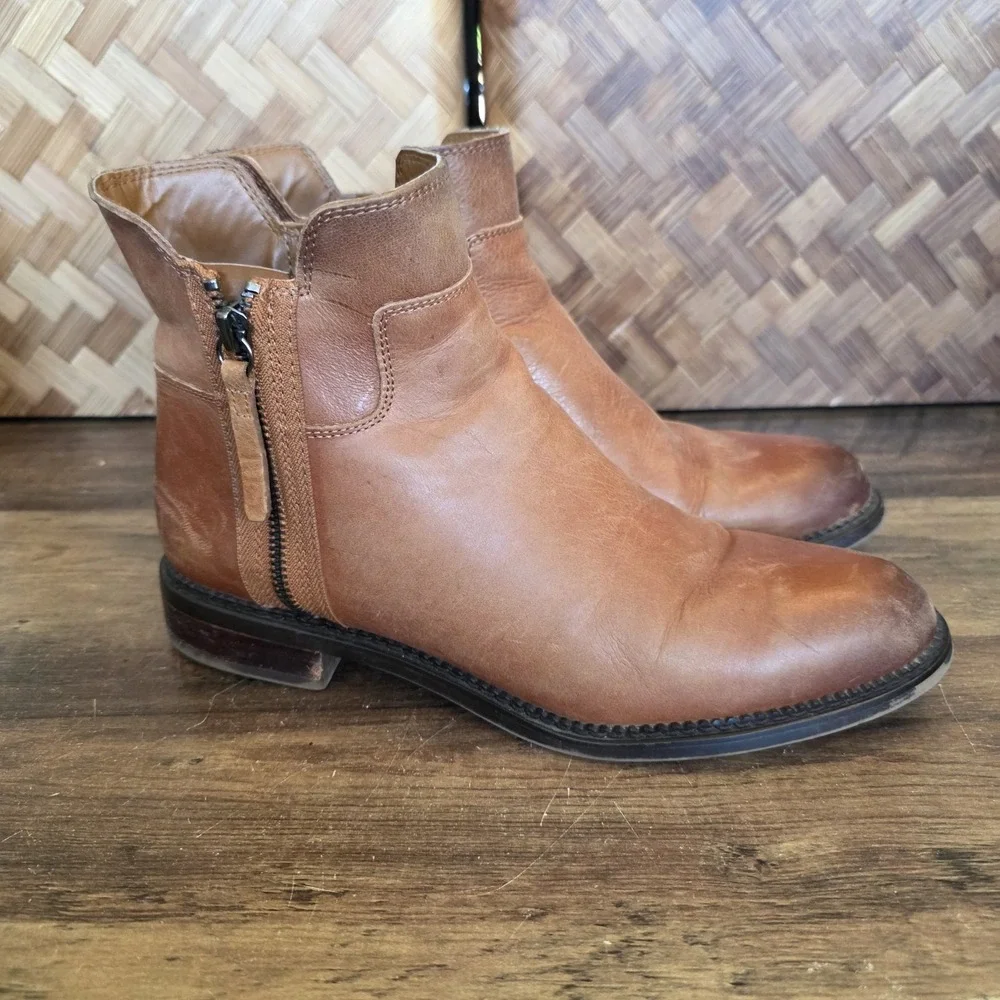 Franco Sarto Boots Women's Size 9M Brown Leather Booties Ankle Worn Halford